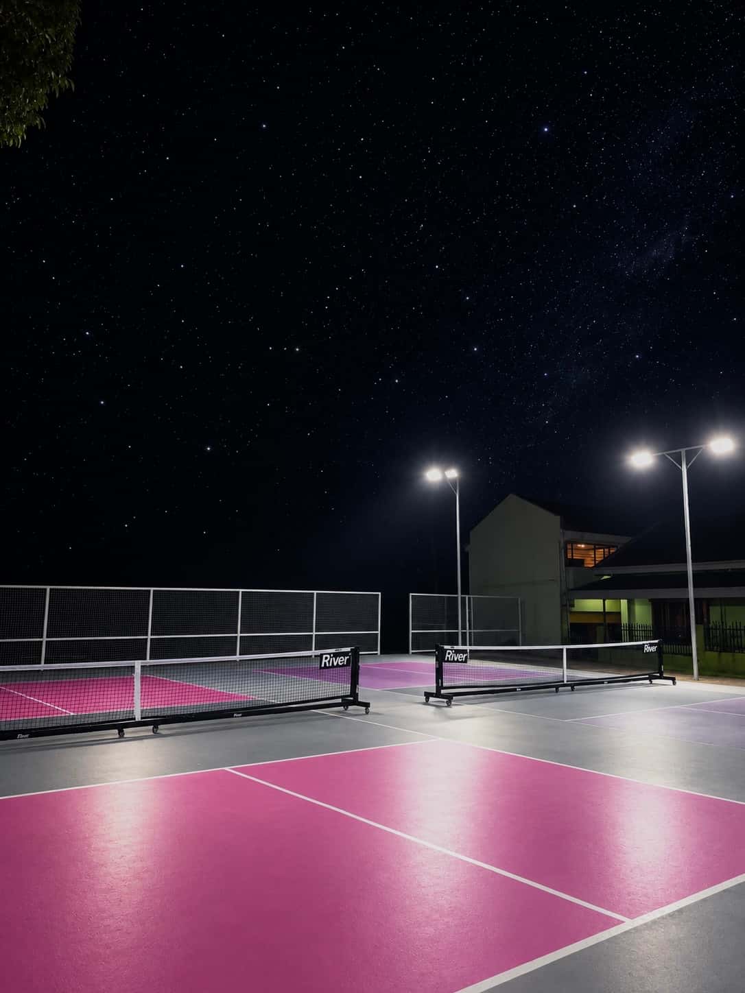 M&M Jardin Court